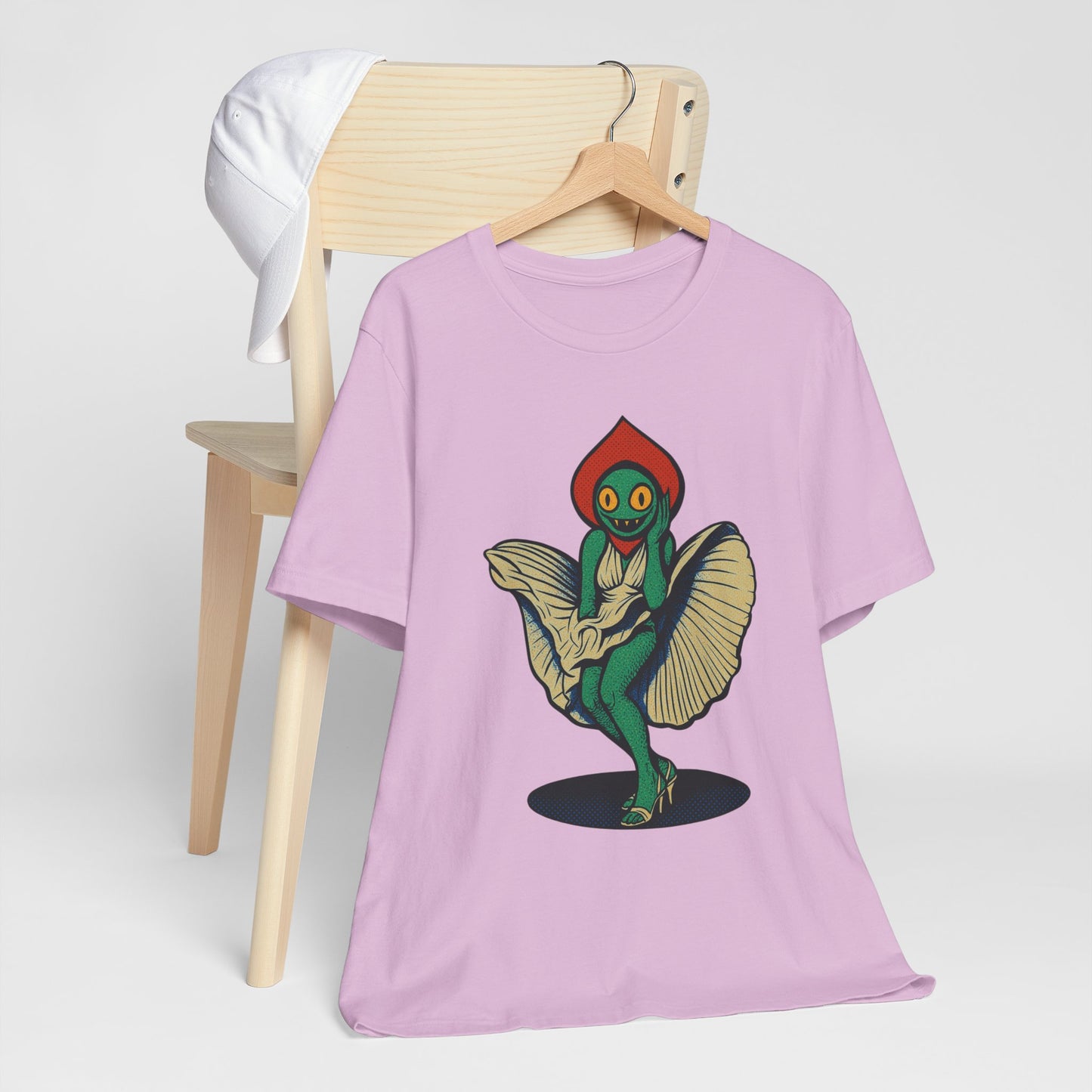 Flirt Like a Flatwoods Monster – UFO Cryptid Graphic Tee, Retro Alien Romance Shirt, Unisex Cosmic Gift