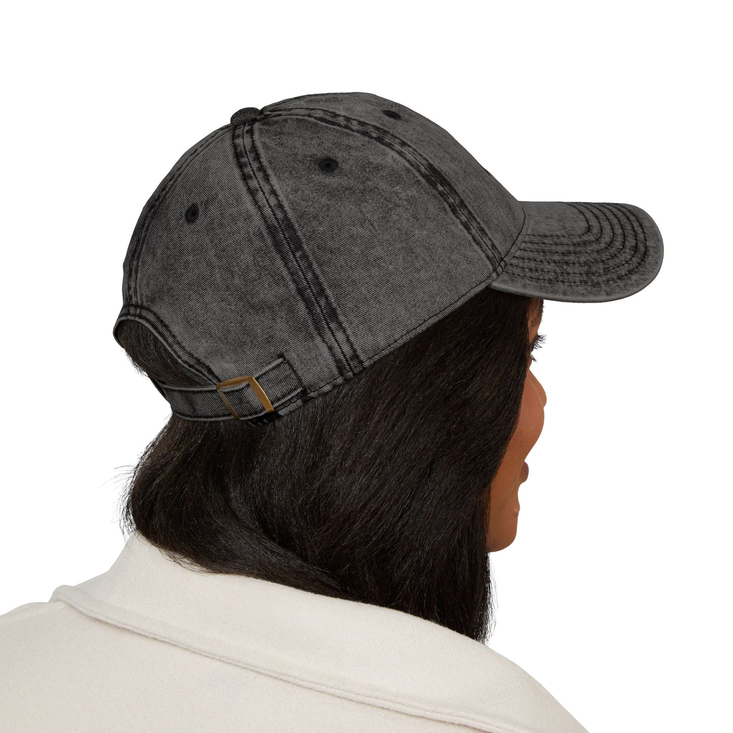 Retro Batsquatch Cap – Embroidered Vintage Vibes for Everyday Legends