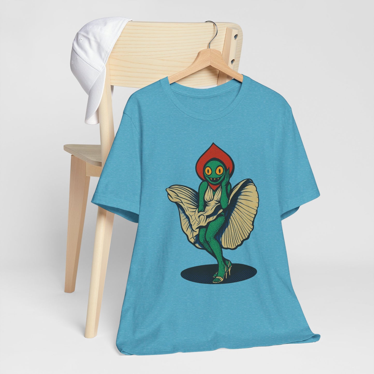 Flirt Like a Flatwoods Monster – UFO Cryptid Graphic Tee, Retro Alien Romance Shirt, Unisex Cosmic Gift